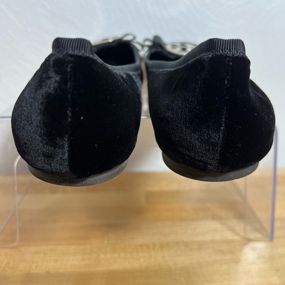 Tory Burch Jessica Black Velvet Bow Toe Silver Medallion Ballet Flats Size 8.5 - Picture 8 of 12